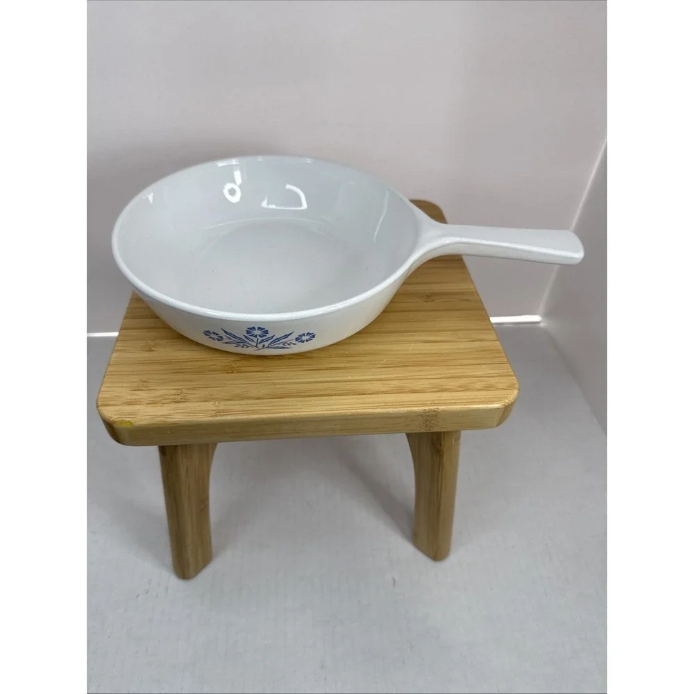 VTG‎ Corning Ware Sauce Pan Skillet Blue Cornflower 6-1/2 inch P-83-B No Lid EUC